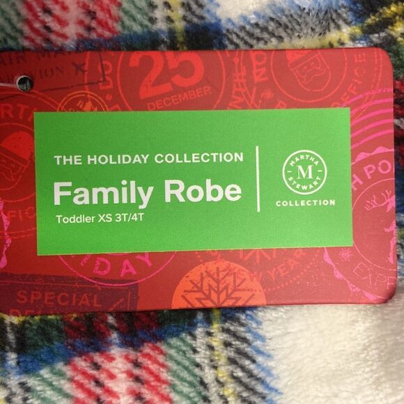 Martha Stewart Collection
Family Bath Robe, Kids, XS 3T/4T-S 5/6 - Picture 2 of 4